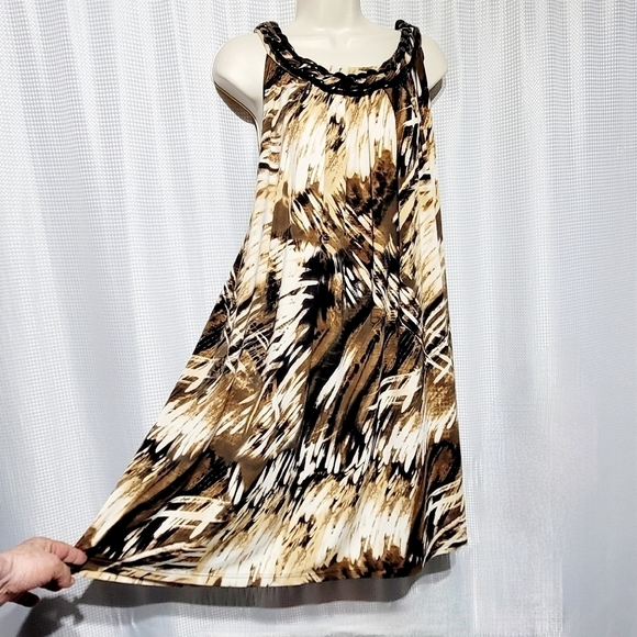 Kathy Roberts Splash of Brown Midi Dress (18) - Picture 3 of 11